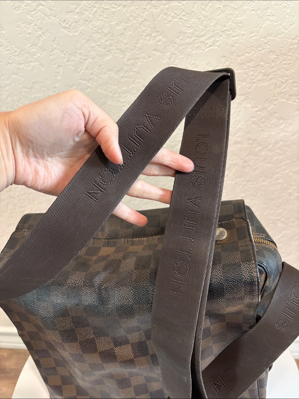 Louis Vuitton Naviglio SR3007 Brown Damier LV Crossbody Bag - Picture 2 of 16